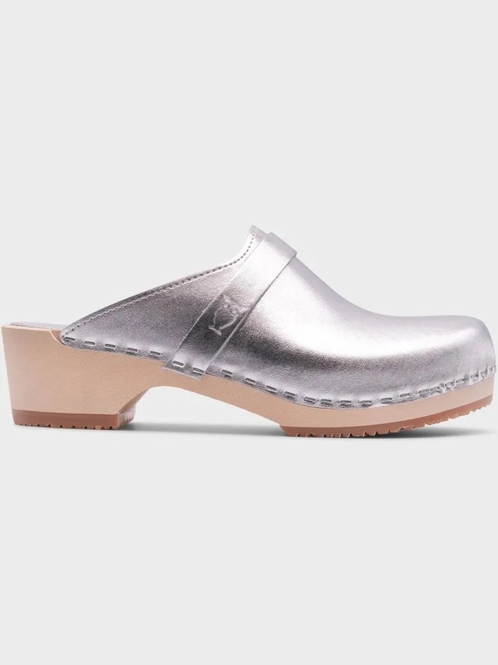 Sandgrens Tokyo Classic Clog Mule in Silver— Size 40